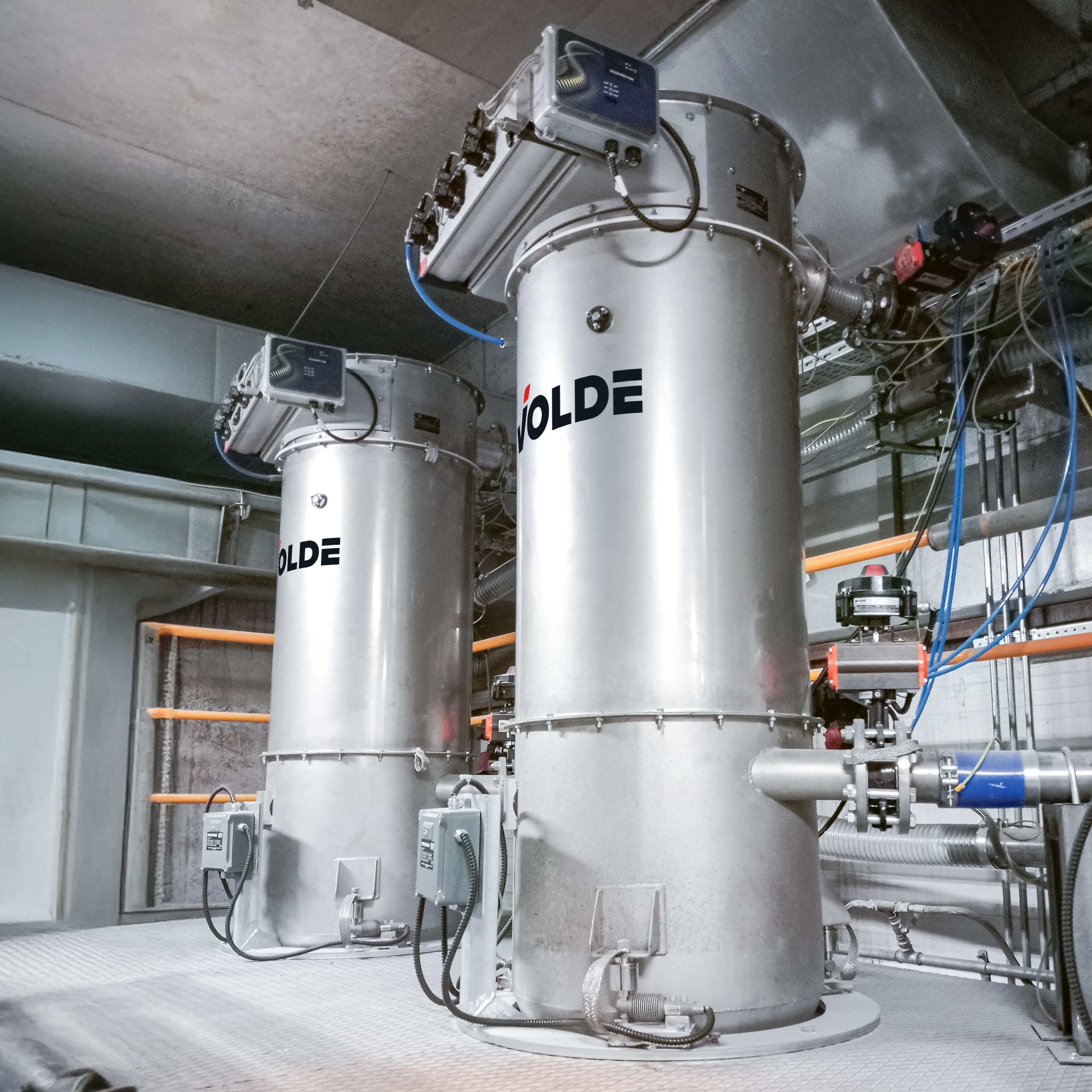 42Karbon Siyahı Pnömatik Taşımakapak